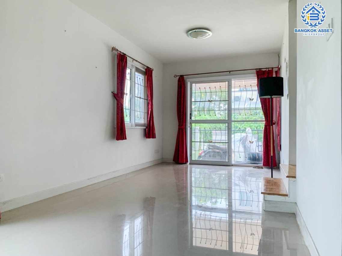 *****ทาวน์เฮ้าส์มือสอง นนทบุรี ม.พลีโน่ ปิ่นเกล้า-วงแหวน หลังมุม! บนเนื้อที่กว้างเกือบ 25 ตร.ว. พร้อมฟังก์ชัน 3 ห้องนอน 2 ห้องน้ำ 1 ที่จอดรถ สภาพภายในสวยเหมือนมืองหนึ่ง พร้อมเข้าอยู่ ตั้งบนทำเลเดินทางสะดวก เชื่อมต่อถนนกาญจนาภิเษก, ถนนนครอินทร์, ถนนบรมราชชนนี ฯลฯ ใกล้ทางด่วน "ศรีรัช" จองเลย!